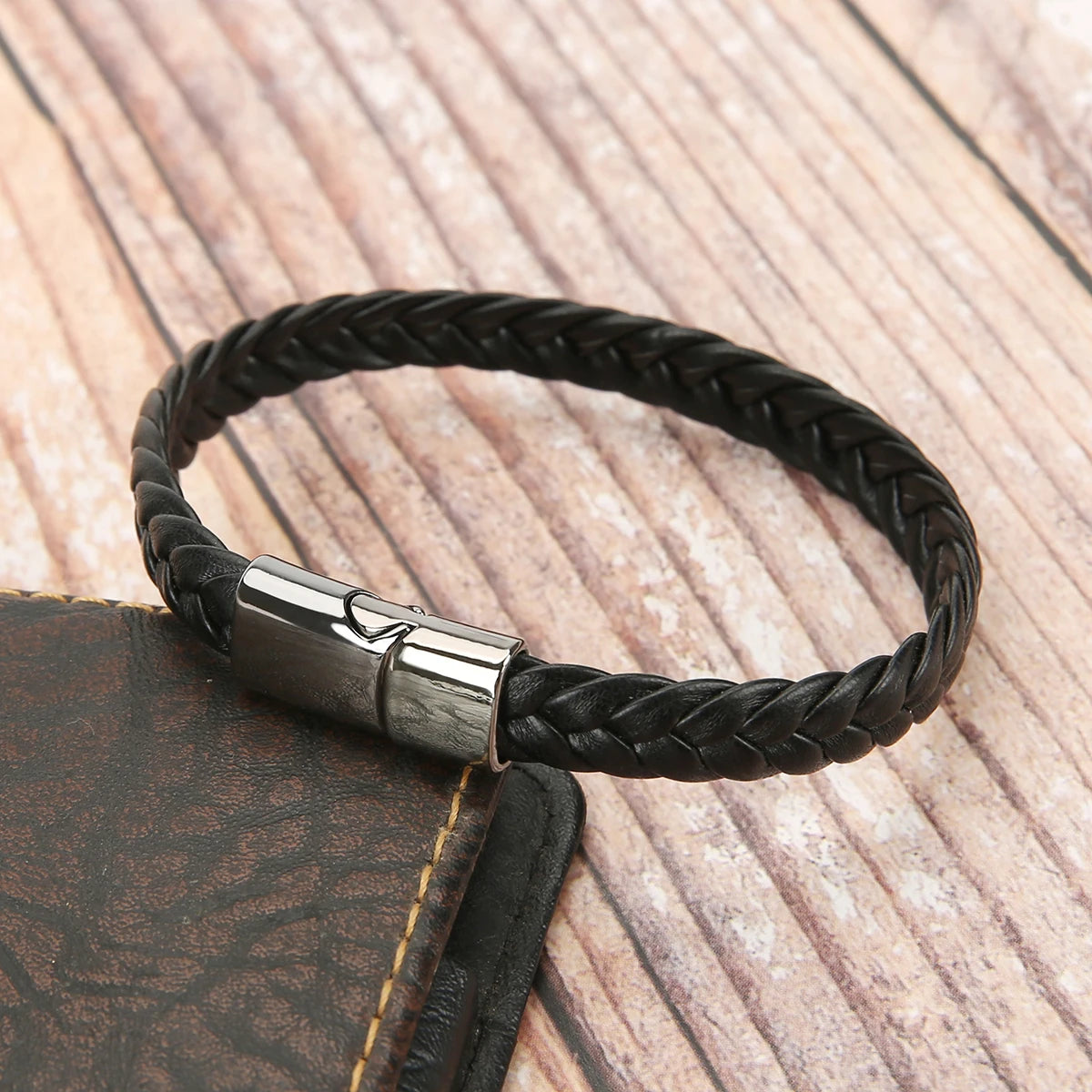 Mibrow Men Magnetic Clasps Bracelets Vintage 10mm Leather Bracelets & Bangles Punk Charm Fashion Jewelry