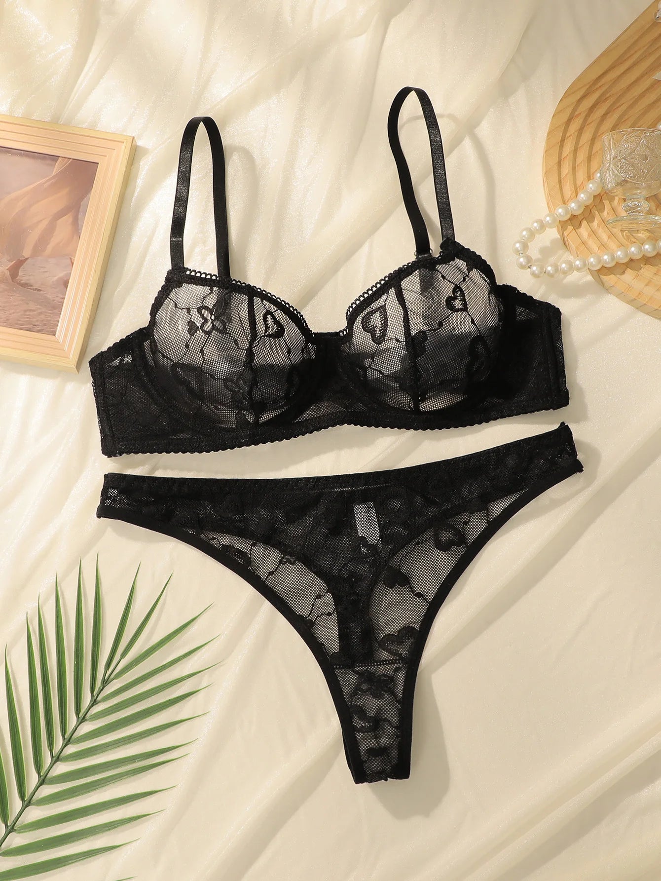 Sexy Black Lace Underwire Bra Set Push Up None Padded Demi Cup Women Lingerie Matching Panty Bikini Briefs